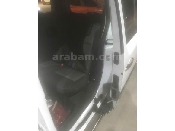 Sahibinden Renault Kangoo Multix 1.5 dCi Touch 2015 Model 