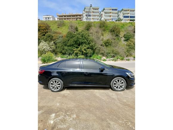 Sahibinden Renault Megane 1.3 TCe Joy 2021 Model
