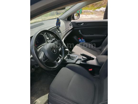 Sahibinden Renault Megane 1.3 TCe Joy 2021 Model