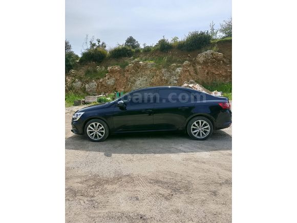 Sahibinden Renault Megane 1.3 TCe Joy 2021 Model