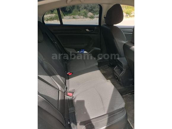 Sahibinden Renault Megane 1.3 TCe Joy 2021 Model