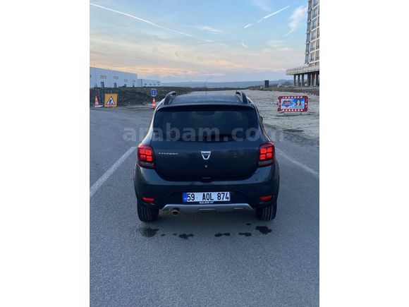Sahibinden Dacia Sandero 1.5 dCi Stepway 2017 Model 