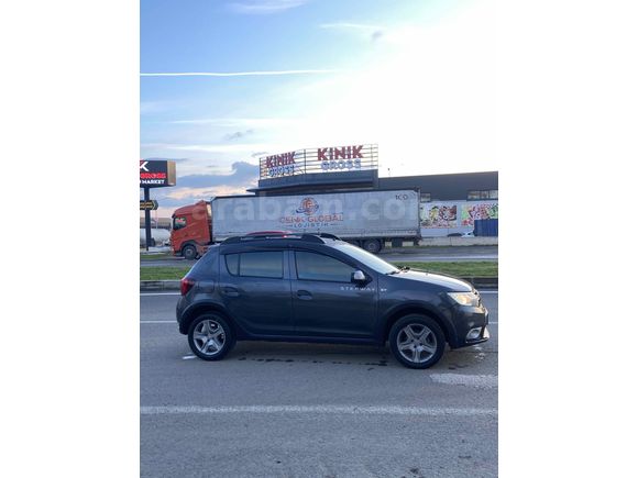 Sahibinden Dacia Sandero 1.5 dCi Stepway 2017 Model 