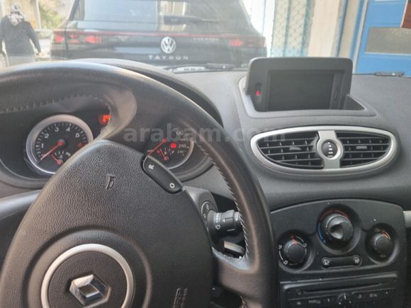 Sahibinden Renault Clio 1.2 Tom Edition 2010 Model