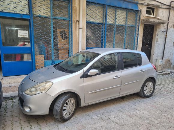 Sahibinden Renault Clio 1.2 Tom Edition 2010 Model