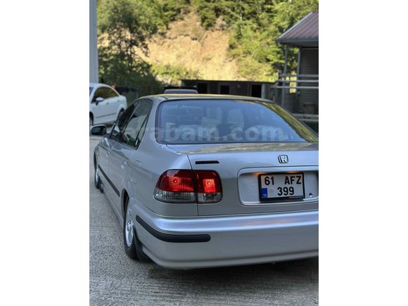 Sahibinden Honda Civic 1.4 i S 1999 Model 