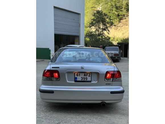 Sahibinden Honda Civic 1.4 i S 1999 Model 