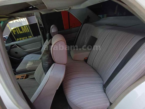Galeriden Mercedes - Benz 260 E 1986 OTOMATİK 