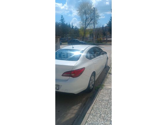 Sahibinden Opel Astra 1.6 Edition plus 2017 Model  157.000 km Beyaz