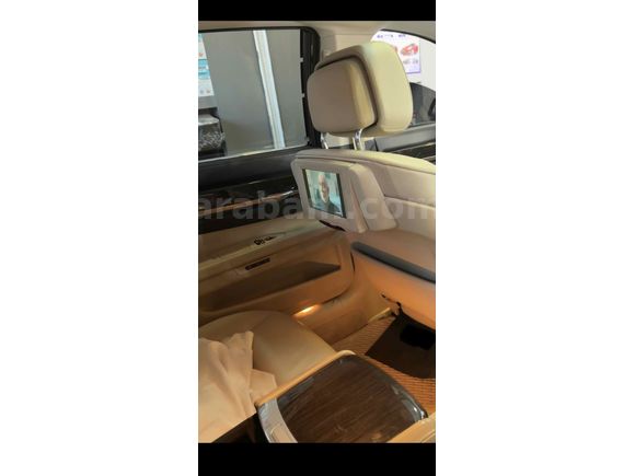 ..BMW 730d LONG EXLUSİVE..
..VAKUM/PERDE/TV/ 4 KOLTUK ISITMA..!