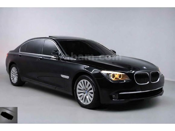 ..BMW 730d LONG EXLUSİVE..
..VAKUM/PERDE/TV/ 4 KOLTUK ISITMA..!