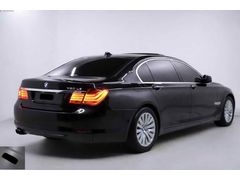 ..BMW 730d LONG EXLUSİVE..
..VAKUM/PERDE/TV/ 4 KOLTUK ISITMA..!