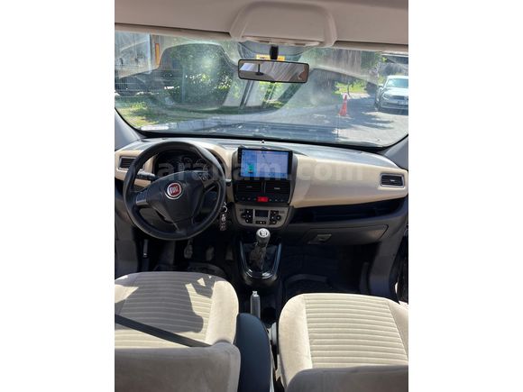 Sahibinden Fiat Doblo Combi 1.6 Multijet Premio 2012 Model  215.000 km Siyah