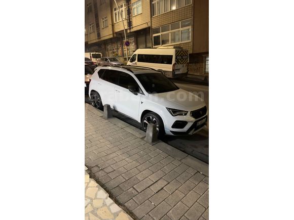 Sahibinden Cupra Ateca 1.5 TSI 2023 Model  47.348 km Beyaz