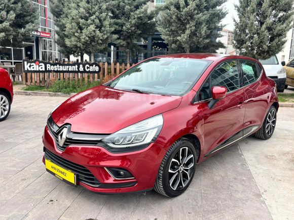 Galeriden Renault Clio 1.2 Turbo Icon 2019 Model Uşak 90.600 km Kırmızı