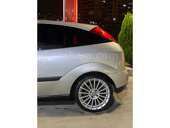 Sahibinden Ford Focus 2.0 Sport Trend 2001 Model 