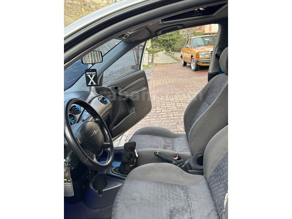 Sahibinden Ford Focus 2.0 Sport Trend 2001 Model 