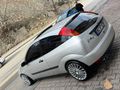 Sahibinden Ford Focus 2.0 Sport Trend 2001 Model 