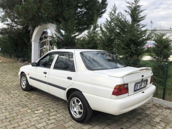 Sahibinden Ford Escort 1.6 CLX 1999 Model 