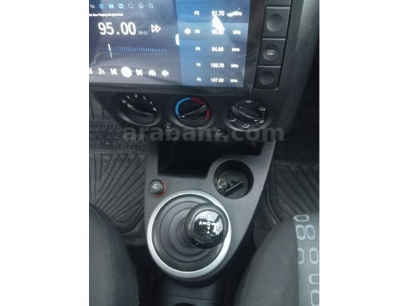 Ford Fiesta 1.4 Comfort OTOMATİK VİTES 2005 Model değişensiz orjinal İzmir