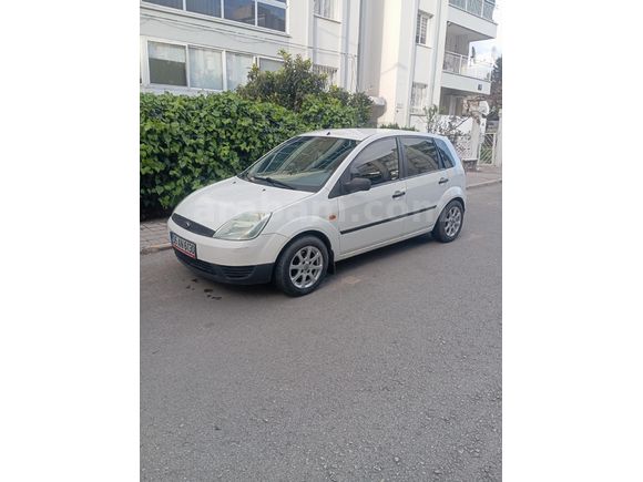 Ford Fiesta 1.4 Comfort OTOMATİK VİTES 2005 Model değişensiz orjinal İzmir