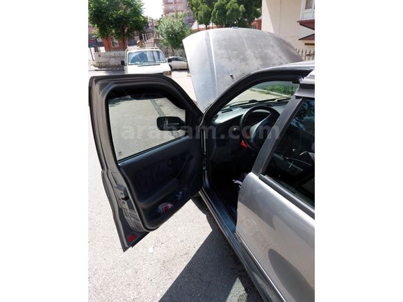 Sahibinden Fiat Siena 1.4 EL 2000 Model  283.000 km Gri