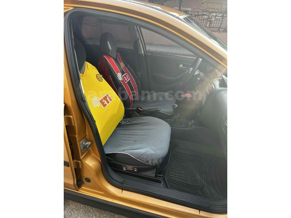 Sahibinden Opel Corsa 1.4  düşük km 

