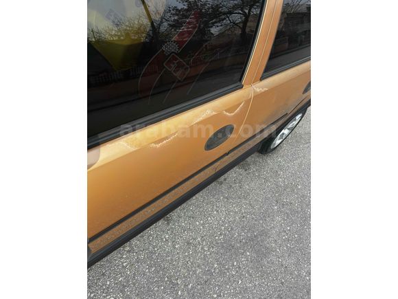 Sahibinden Opel Corsa 1.4  düşük km 
