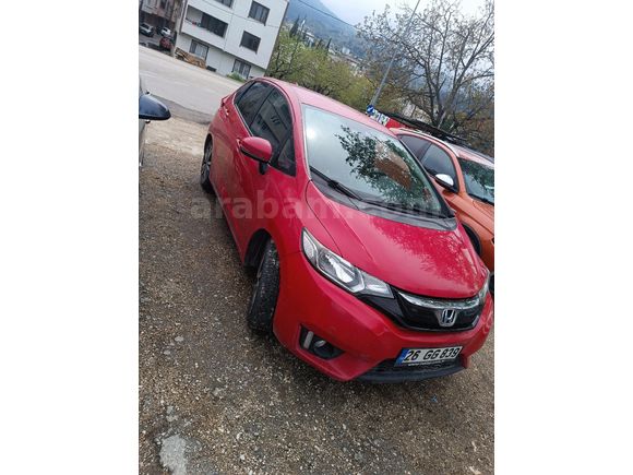Sahibinden Honda Jazz 1.3 Elegance 2017 Model Milano Kırmızı