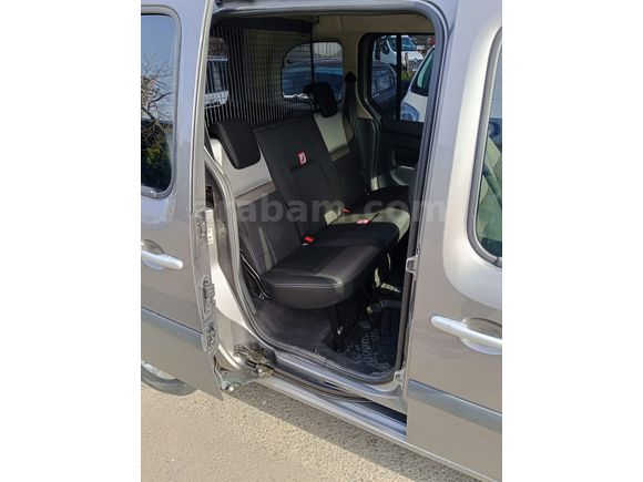 Sahibinden Renault Kangoo Multix 1.5 dCi Touch 2020 Model