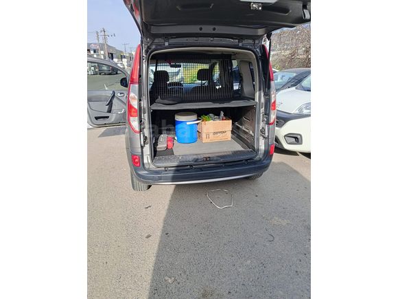 Sahibinden Renault Kangoo Multix 1.5 dCi Touch 2020 Model