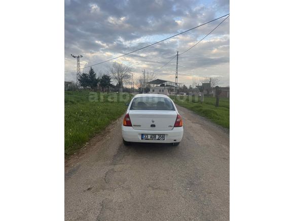 Galeriden Renault Clio 1.4 2000 Model Adıyaman