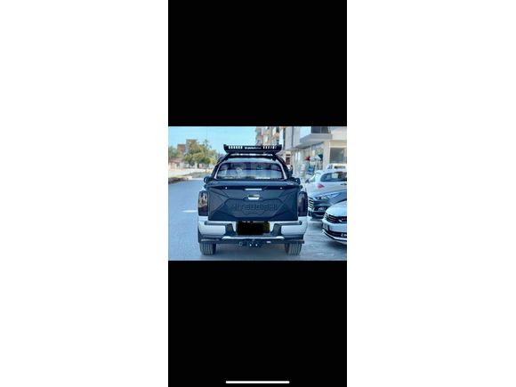 Sahibinden Mitsubishi L 200 4x4 Blizzard  Değerinde araçlarla takas olur 2021 Model 