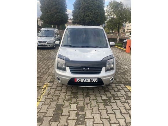 Sahibinden Ford Tourneo Connect 110PS 2010 Model 