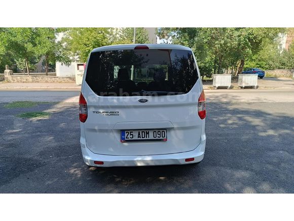 Sahibinden Ford Tourneo Courier 1.0 EcoBoost Titanium 2023 Model