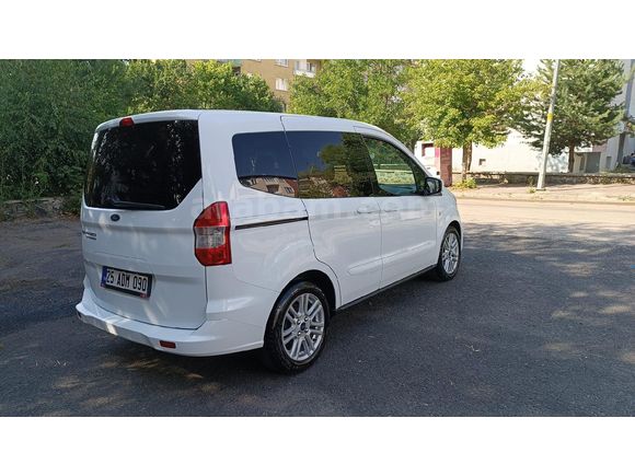 Sahibinden Ford Tourneo Courier 1.0 EcoBoost Titanium 2023 Model