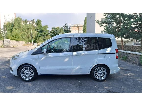 Sahibinden Ford Tourneo Courier 1.0 EcoBoost Titanium 2023 Model