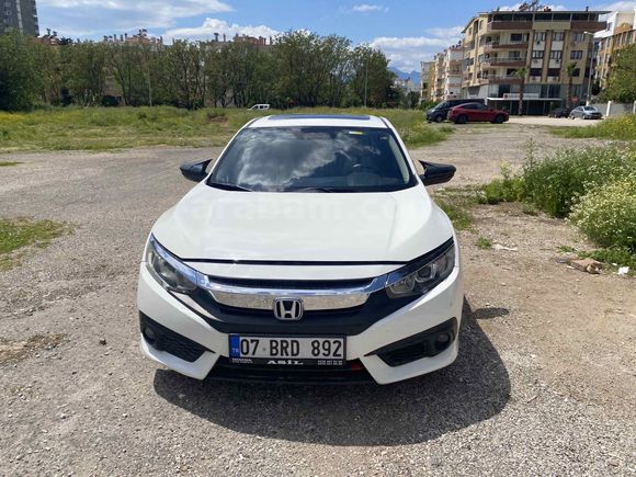 Sahibinden Honda Civic 1.6i DTEC Elegance 2018 Model 