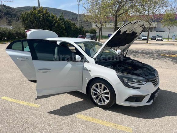 BURAK ŞAHİN OTOMOTİV'DEN SATILIK 2018 MODEL MEGANE 4 ICON