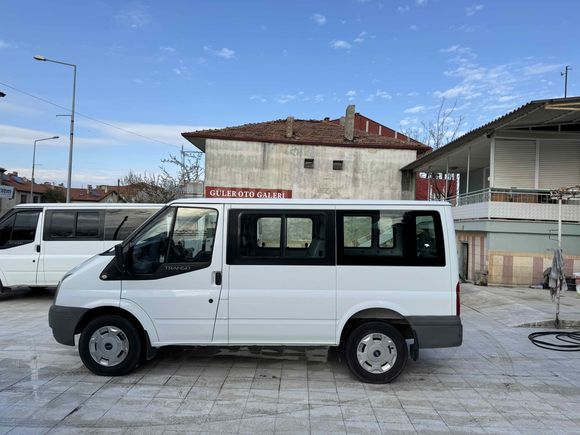 GÜLER OTO GALERİ 2012 MODEL 300S DEĞİŞENSİZ 