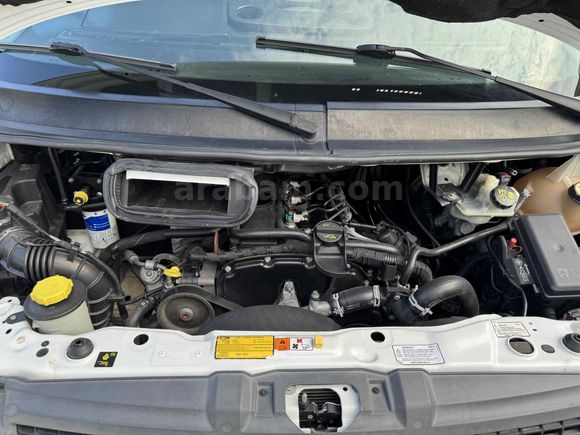 GÜLER OTO GALERİ 2012 MODEL 300S DEĞİŞENSİZ 