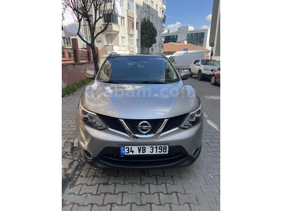 Sahibinden Nissan Qashqai 1.5 dCi Tekna Sky Pack 2015 Model 