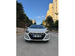 Sahibinden Hyundai i30 1.6 CRDi Elite 2014 Model  196.000 km Beyaz