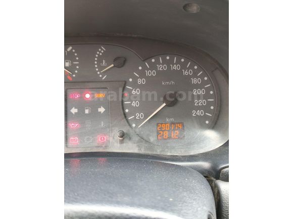 Sahibinden Renault Clio 1.4 RNA 2000 Model