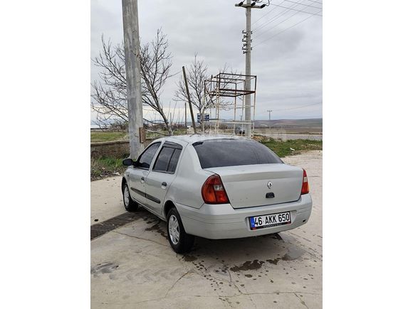 Sahibinden Renault Clio 1.4 RNA 2000 Model