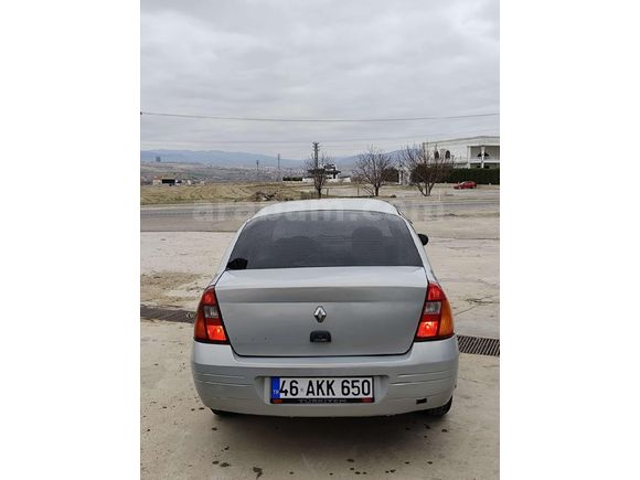 Sahibinden Renault Clio 1.4 RNA 2000 Model