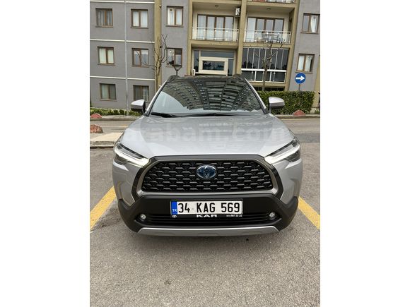 Sahibinden Toyota Corolla Cross 1.8 Hybrid Passion 2023 Model Cam Tavanlı