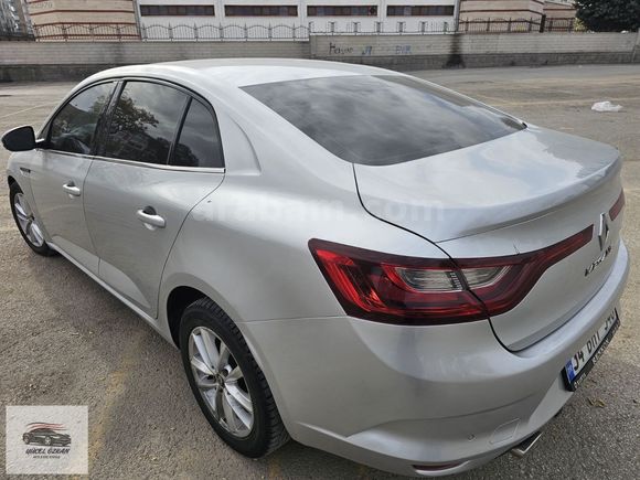 RENAULT MEGANE 1.5 BLEDC TOUCH OTOMATİK