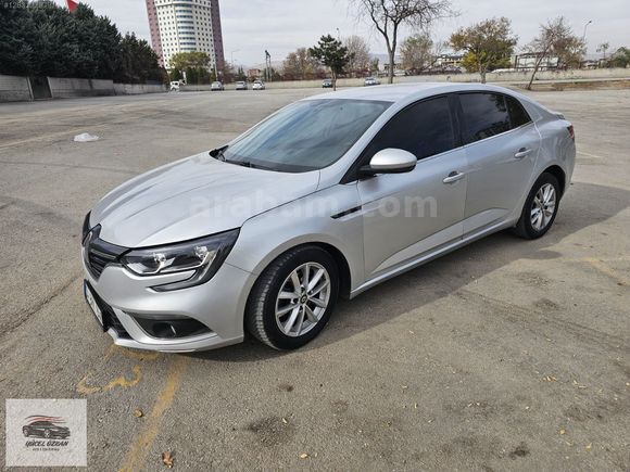 RENAULT MEGANE 1.5 BLEDC TOUCH OTOMATİK