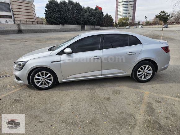 RENAULT MEGANE 1.5 BLEDC TOUCH OTOMATİK
